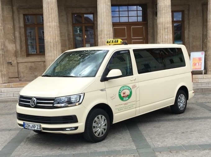 <b>Volkswagen T6 TDI Rollstuhltaxi</b>